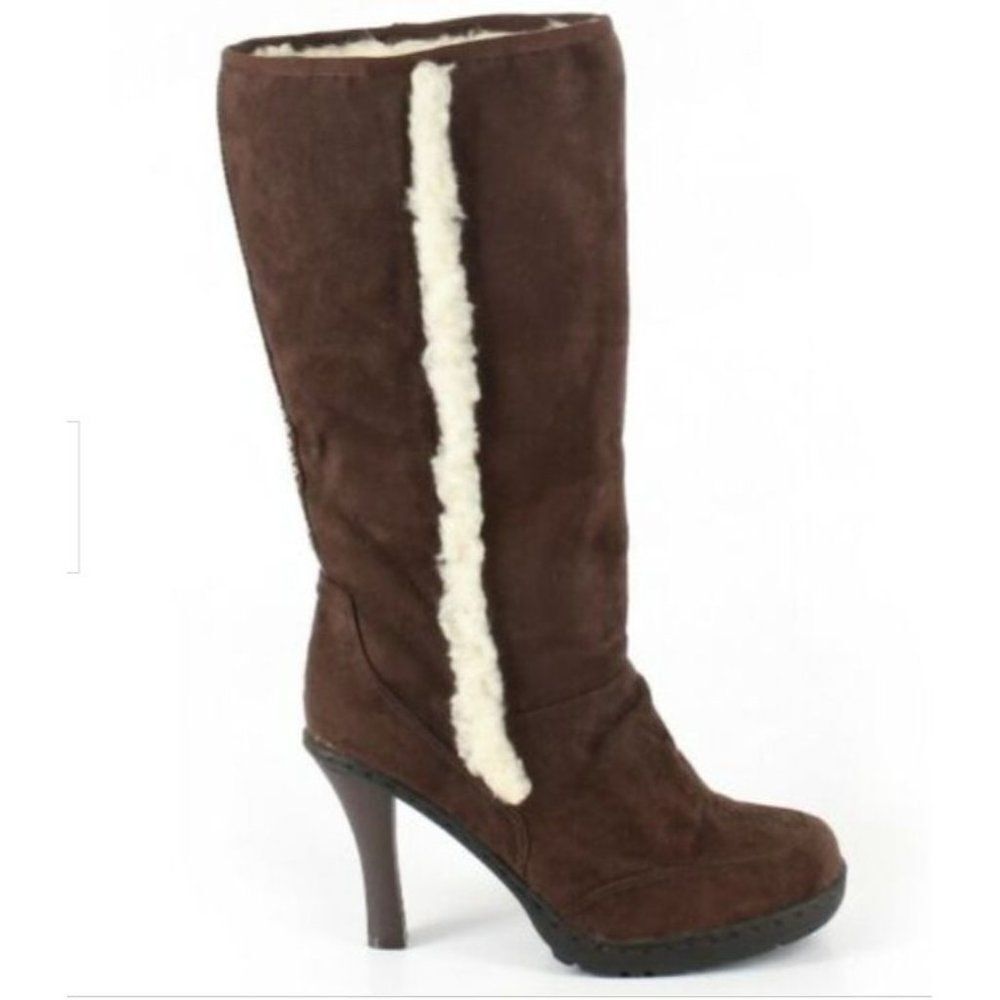 Bakers Eskimo Women's Heeled Suede Boots with Shearling Fur Accents‎ Size 6